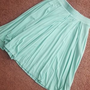 LuLaRoe Madison Skirt - Small
